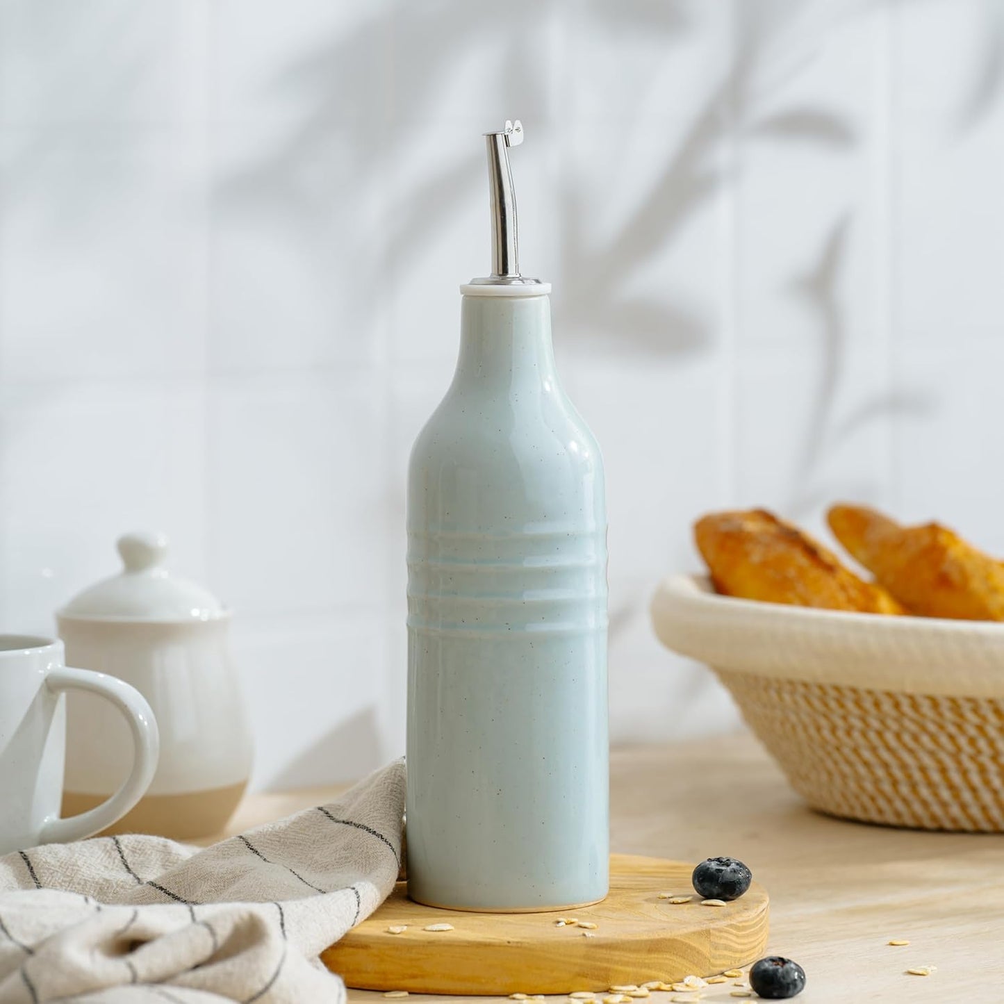 famiware Jupiter 16oz Ceramic Olive Oil Dispenser Bottle, 1 Piece Oil Dispenser for Kitchen with Stainless Steel Pourers, Suitable for Storage Vinegar, Soy Sauce, Coffee Syrup, Light Blue