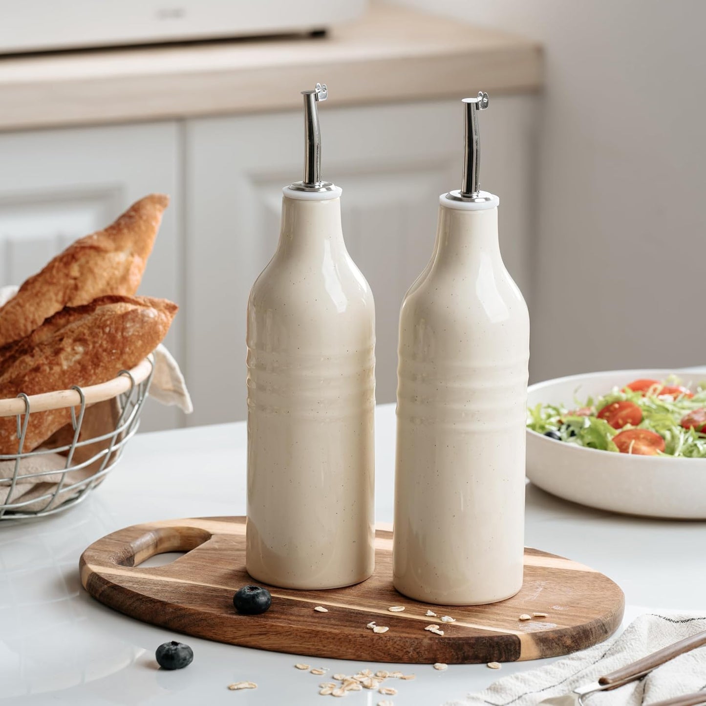 famiware Jupiter 16oz Ceramic Olive Oil Dispenser Bottle, Olive Oil and Vinegar Dispenser Bottle Set of 2 with Stainless Steel Pourers, Suitable for Storage Vinegar, Liquids, Vanilla White
