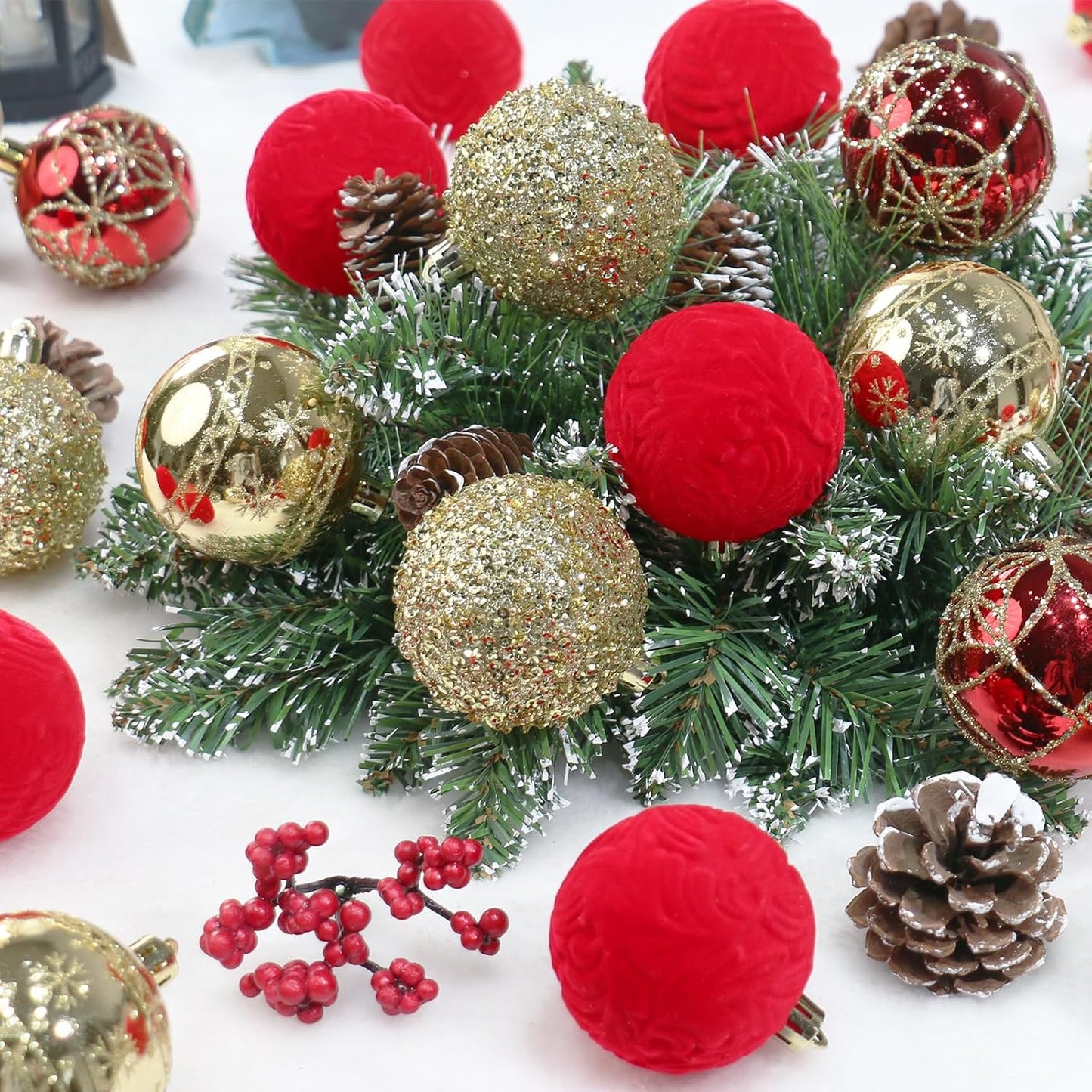 2.36In Velvet Christmas Ball Ornaments, 25PCS Red/Gold Flocked Christmas Tree Hanging Decorations, for Home Holiday Wedding Indoor Xmas Party Decor.